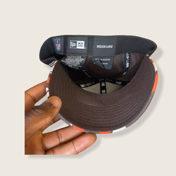 NWT Cleveland Browns fitted dad hat M/L - Picture 4 of 4
